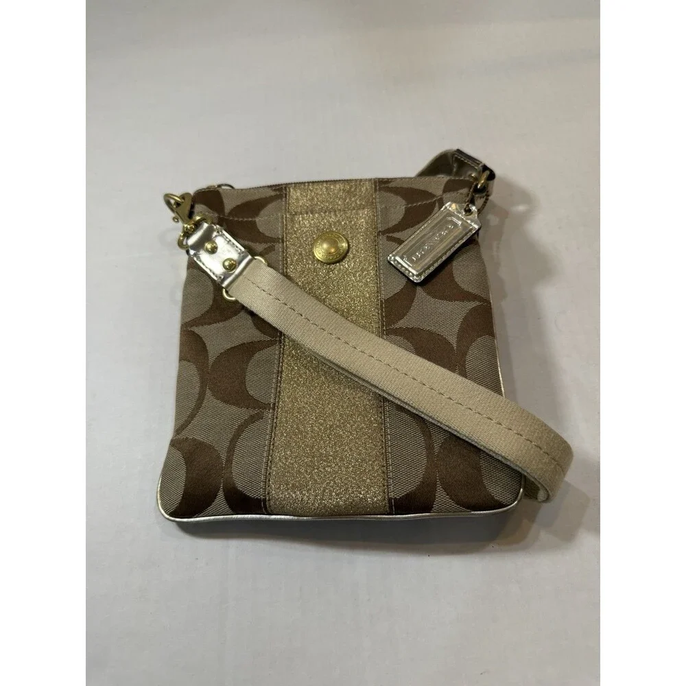 Coach‎ Signature Jacquard Gold Lurex Swingpack Crossbody Bag North South 42246